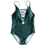 Jednoczęściowe bikini z głębokim dekoltem