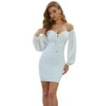 Bandażowa sukienka z bufiastymi rękawami