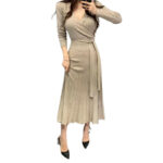 Sukienka dzianinowa midi z długim rękawem