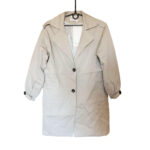 Damski krótki płaszcz wiosenny – beżowy