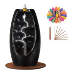 Ceramiczny kominek zapachowy typu wodospad z kadzidełkami stożkowymi