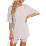 Jasny komplet dresowy damski prążkowany koszulka + spodenki L