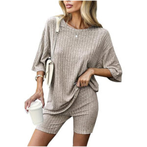 Komplet dresowy damski prążkowany beżowy koszulka + spodenki rozmiar M